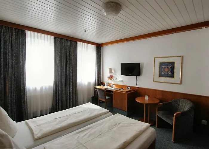 Rokokohaus 3*