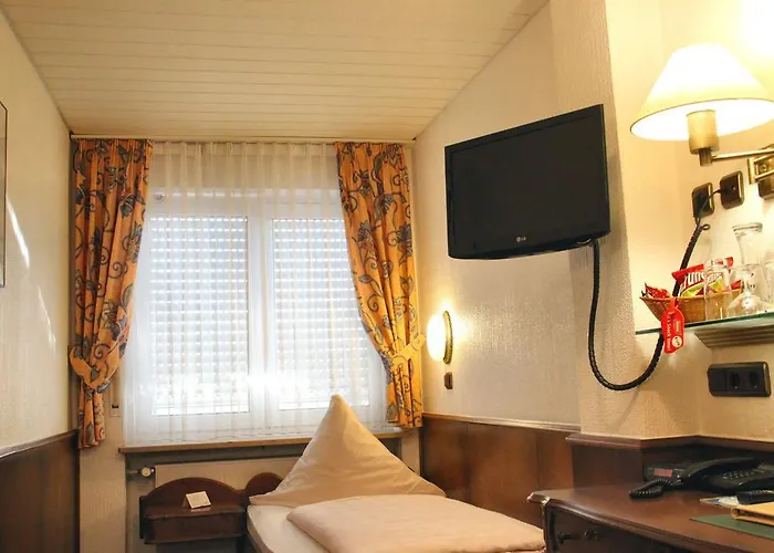 Rokokohaus מלון 3*